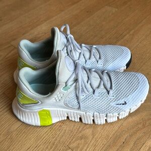 Nike Free Metcon Size 9 Women’s Light Blue